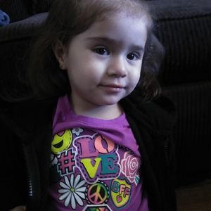 Meet your Posher, Ambriz